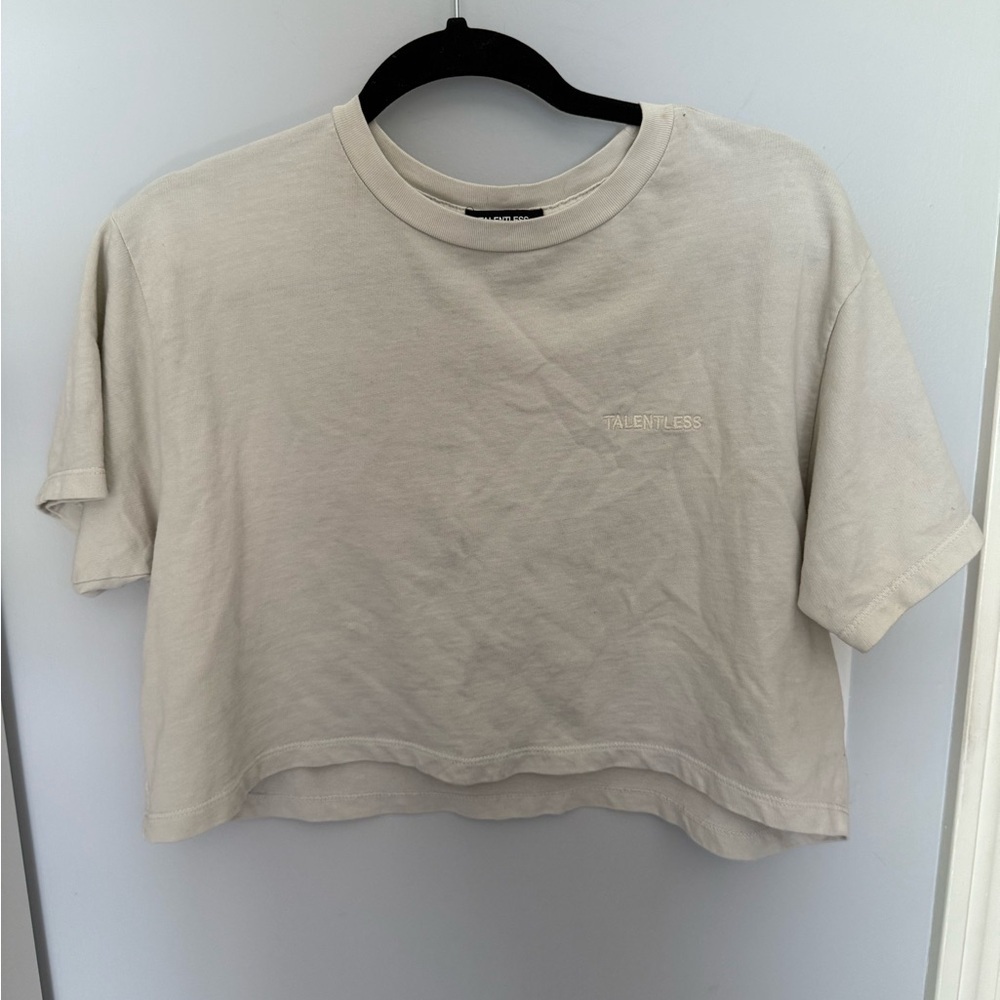 Talentless Off-White Women's Short Sleeve Tee